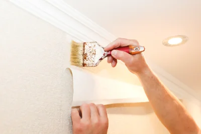 Pose de papier peint à Ponsampère — revêtements muraux et toiles de verre